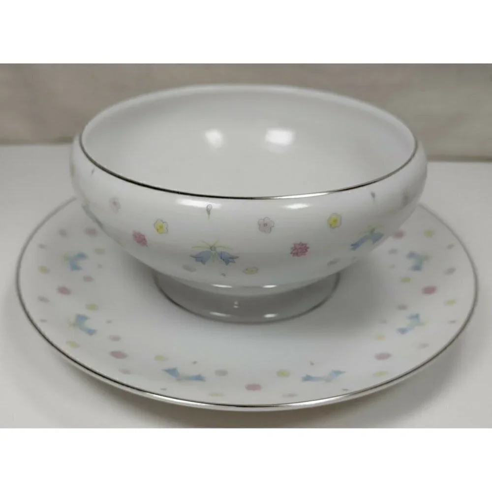 Vintage Jyoto Fine China Japan Candice 8093 Flower Ceramic White Gravy Boat